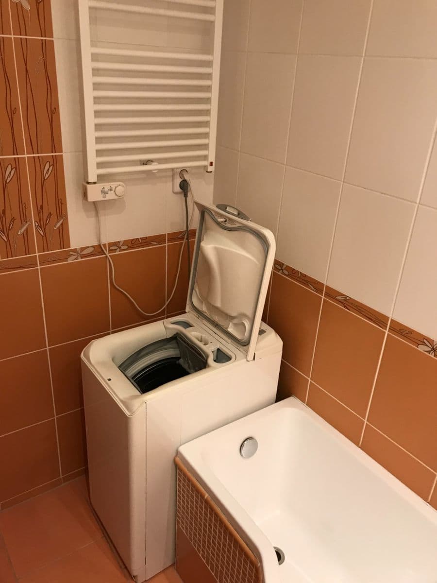 1 bedroom with open-plan kitchen flat to rent, 56 m², Gen. Sochora, Ostrava, Moravskoslezský Region 1 bedroom with open-plan kitchen flat to rent, 56 m², Gen. Sochora, Ostrava, Moravskoslezský Region