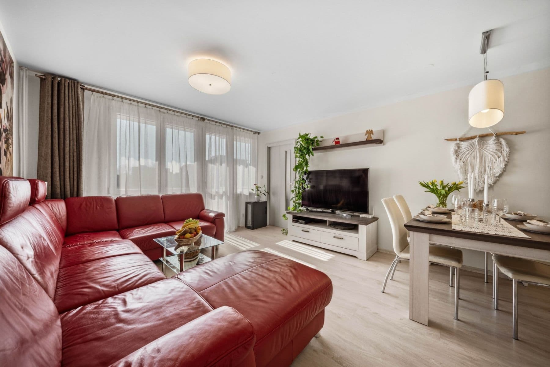 3 bedroom with open-plan kitchen flat for sale, 69 m², Kosmonautů, Pardubice, Pardubický Region 3 bedroom with open-plan kitchen flat for sale, 69 m², Kosmonautů, Pardubice, Pardubický Region