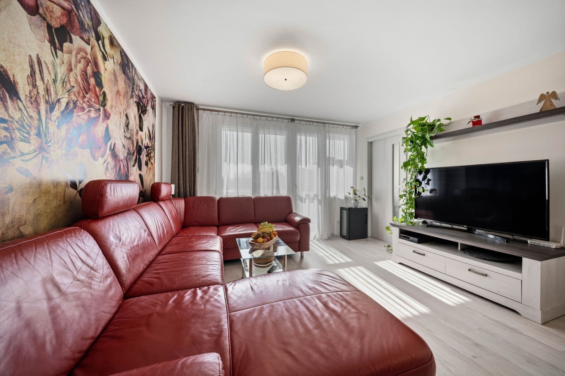 3 bedroom with open-plan kitchen flat for sale, 69 m², Kosmonautů, Pardubice, Pardubický Region 3 bedroom with open-plan kitchen flat for sale, 69 m², Kosmonautů, Pardubice, Pardubický Region