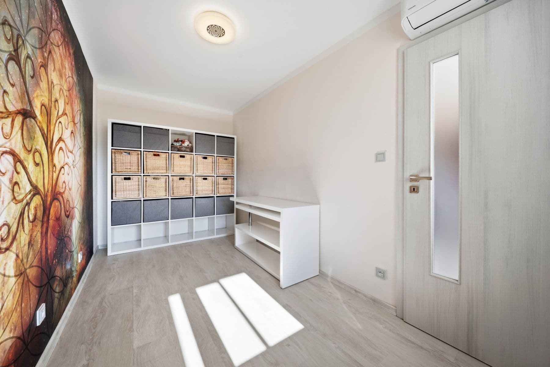 3 bedroom with open-plan kitchen flat for sale, 69 m², Kosmonautů, Pardubice, Pardubický Region 3 bedroom with open-plan kitchen flat for sale, 69 m², Kosmonautů, Pardubice, Pardubický Region