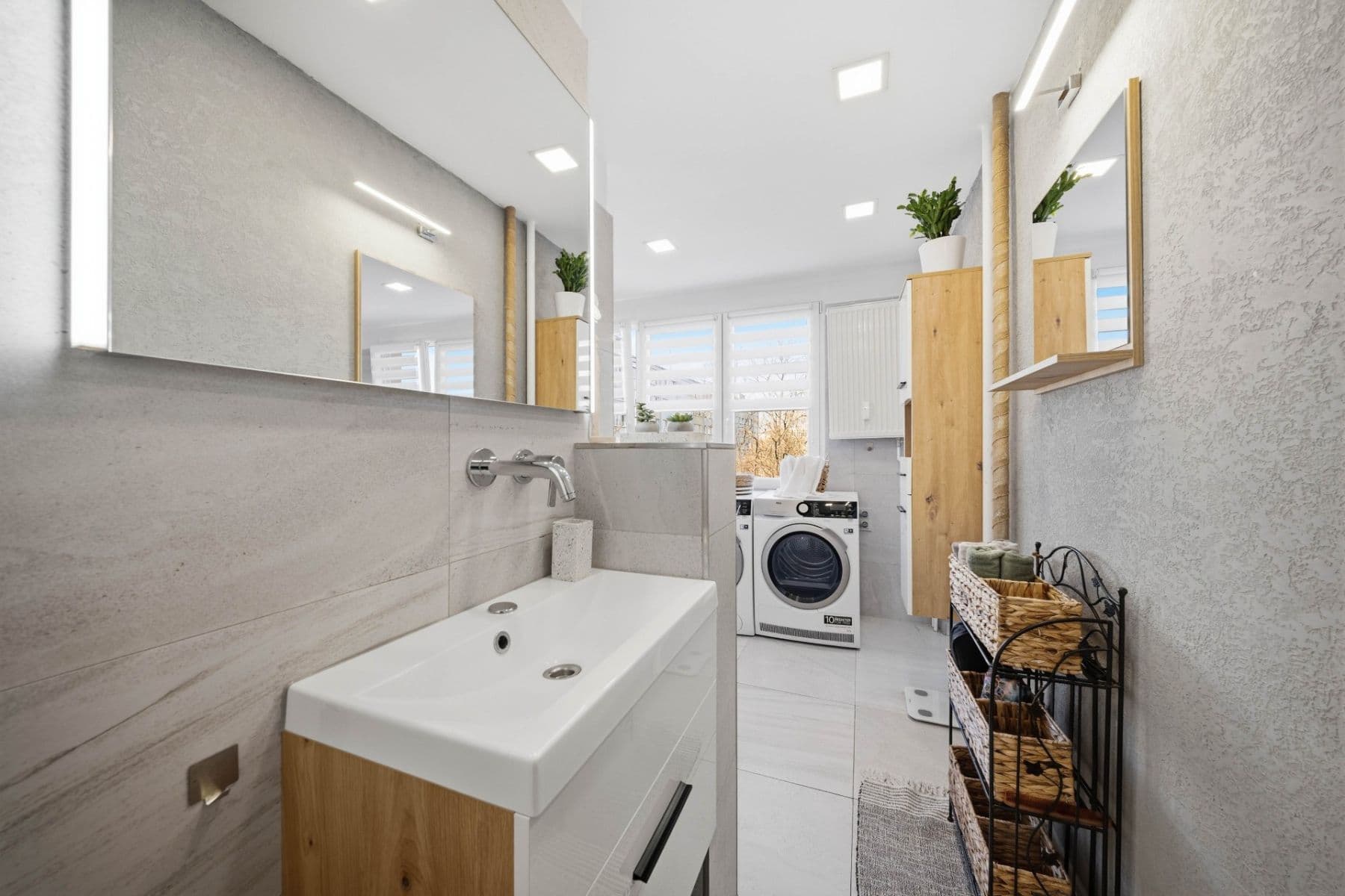 3 bedroom with open-plan kitchen flat for sale, 69 m², Kosmonautů, Pardubice, Pardubický Region 3 bedroom with open-plan kitchen flat for sale, 69 m², Kosmonautů, Pardubice, Pardubický Region