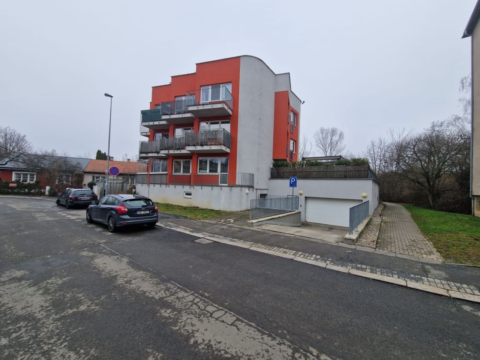 1 bedroom with open-plan kitchen flat to rent, 53 m², Michelangelova, Prague, Prague 1 bedroom with open-plan kitchen flat to rent, 53 m², Michelangelova, Prague, Prague