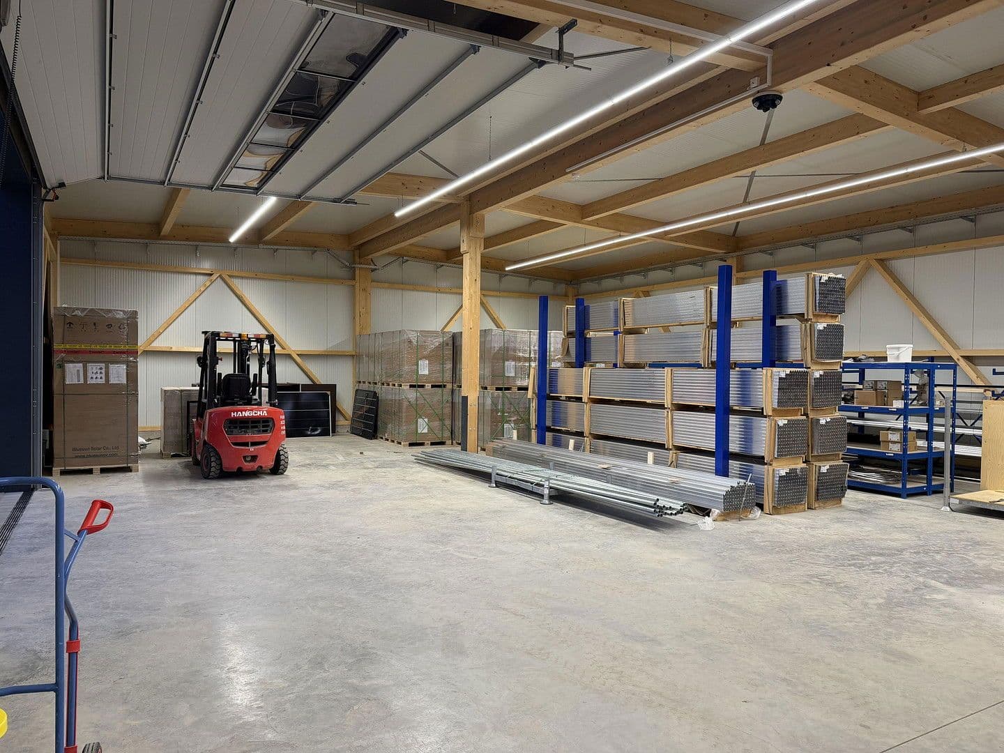 non-residential property to rent, 2,680 m², Am Rettelloh 18, Freystadt, Bavaria non-residential property to rent, 2,680 m², Am Rettelloh 18, Freystadt, Bavaria