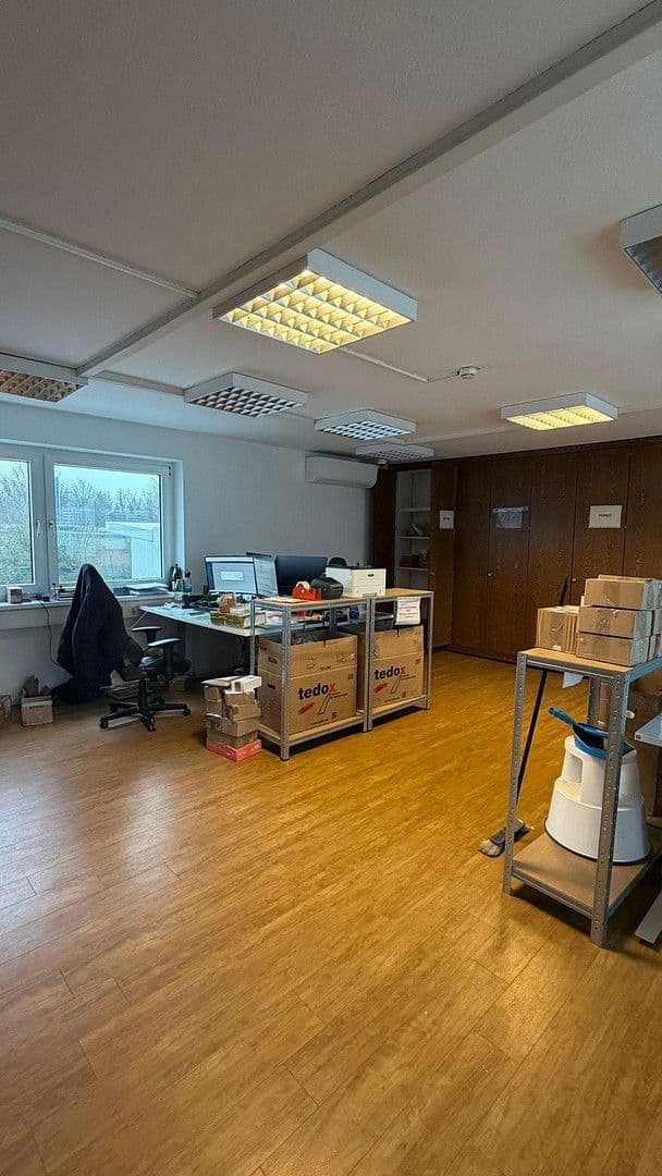 office to rent, 932 m², Fußgönheim, Rhineland-Palatinate office to rent, 932 m², Fußgönheim, Rhineland-Palatinate