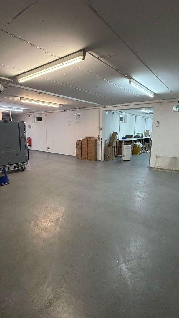 office to rent, 932 m², Fußgönheim, Rhineland-Palatinate office to rent, 932 m², Fußgönheim, Rhineland-Palatinate