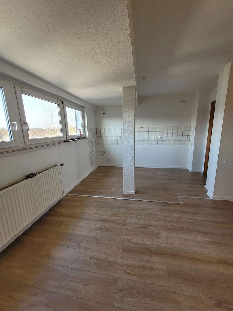 2 bedroom with open-plan kitchen flat to rent, 90 m², Buschhausener Straße 72, Oberhausen, North Rhine-Westphalia 2 bedroom with open-plan kitchen flat to rent, 90 m², Buschhausener Straße 72, Oberhausen, North Rhine-Westphalia