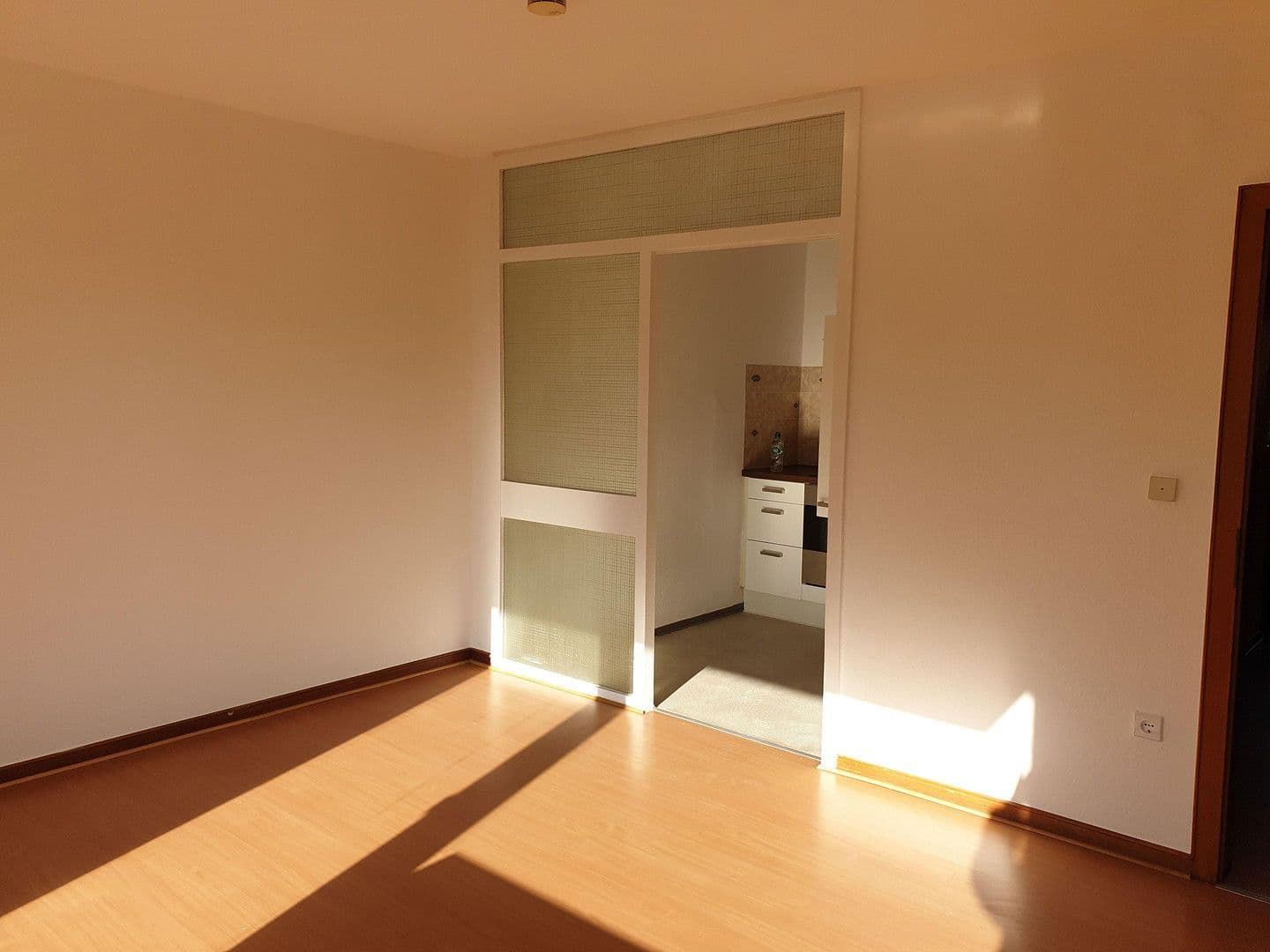 2 bedroom flat to rent, 55 m², Von-der-Mark-Straße 31, Duisburg, North Rhine-Westphalia 2 bedroom flat to rent, 55 m², Von-der-Mark-Straße 31, Duisburg, North Rhine-Westphalia