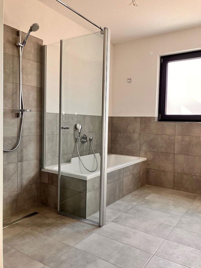 2 bedroom with open-plan kitchen flat to rent, 108 m², Harthäuser Straße 18, Igersheim, Baden-Württemberg 2 bedroom with open-plan kitchen flat to rent, 108 m², Harthäuser Straße 18, Igersheim, Baden-Württemberg