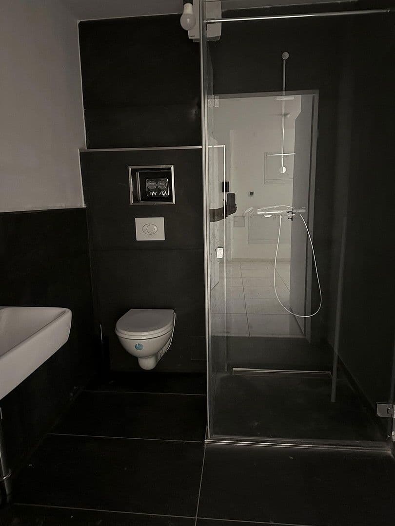 2 bedroom with open-plan kitchen flat to rent, 117 m², Bochum, North Rhine-Westphalia 2 bedroom with open-plan kitchen flat to rent, 117 m², Bochum, North Rhine-Westphalia