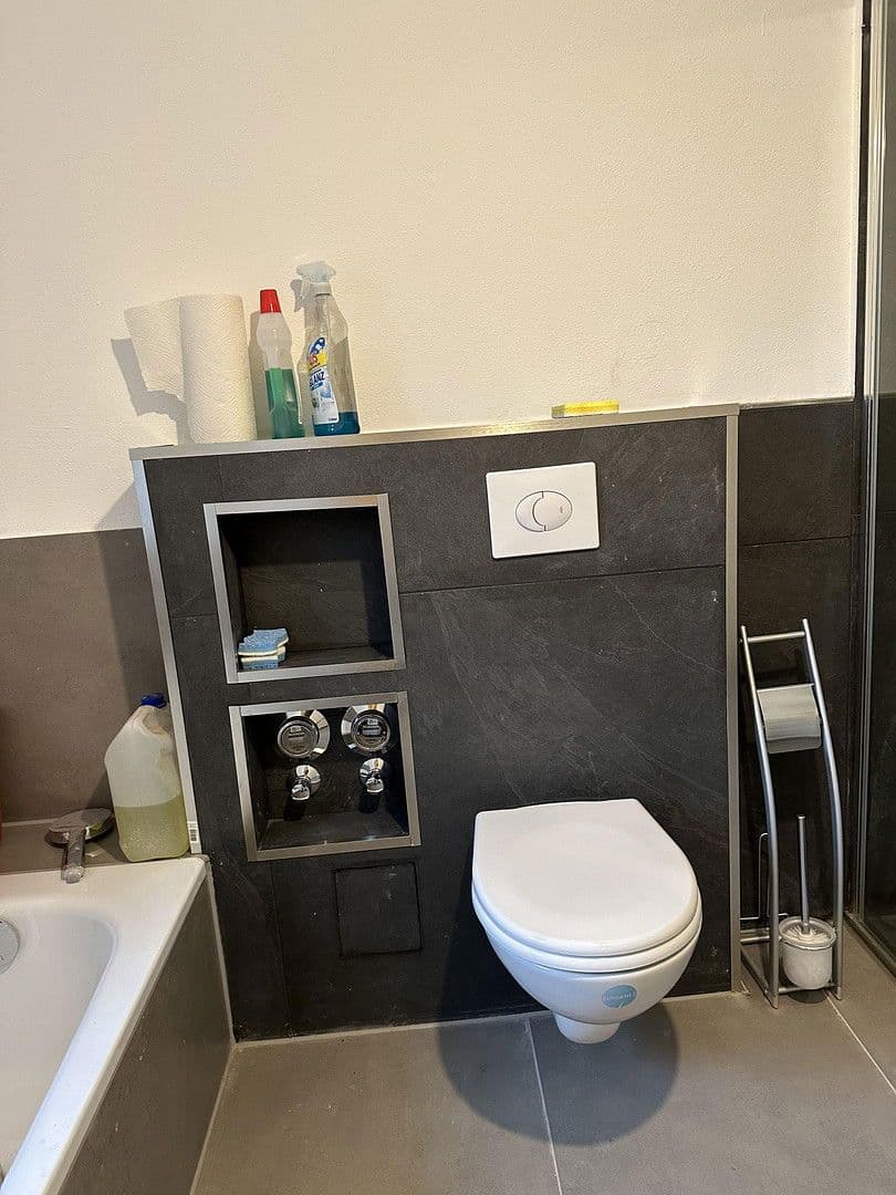 2 bedroom with open-plan kitchen flat to rent, 117 m², Bochum, North Rhine-Westphalia 2 bedroom with open-plan kitchen flat to rent, 117 m², Bochum, North Rhine-Westphalia