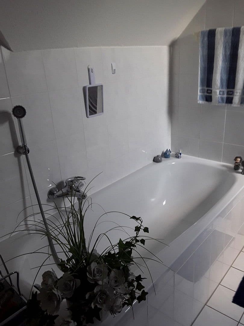 3 bedroom flat for sale, 96 m², Hardtweiherstraße 2, Bonn Holzlar, North Rhine-Westphalia 3 bedroom flat for sale, 96 m², Hardtweiherstraße 2, Bonn Holzlar, North Rhine-Westphalia