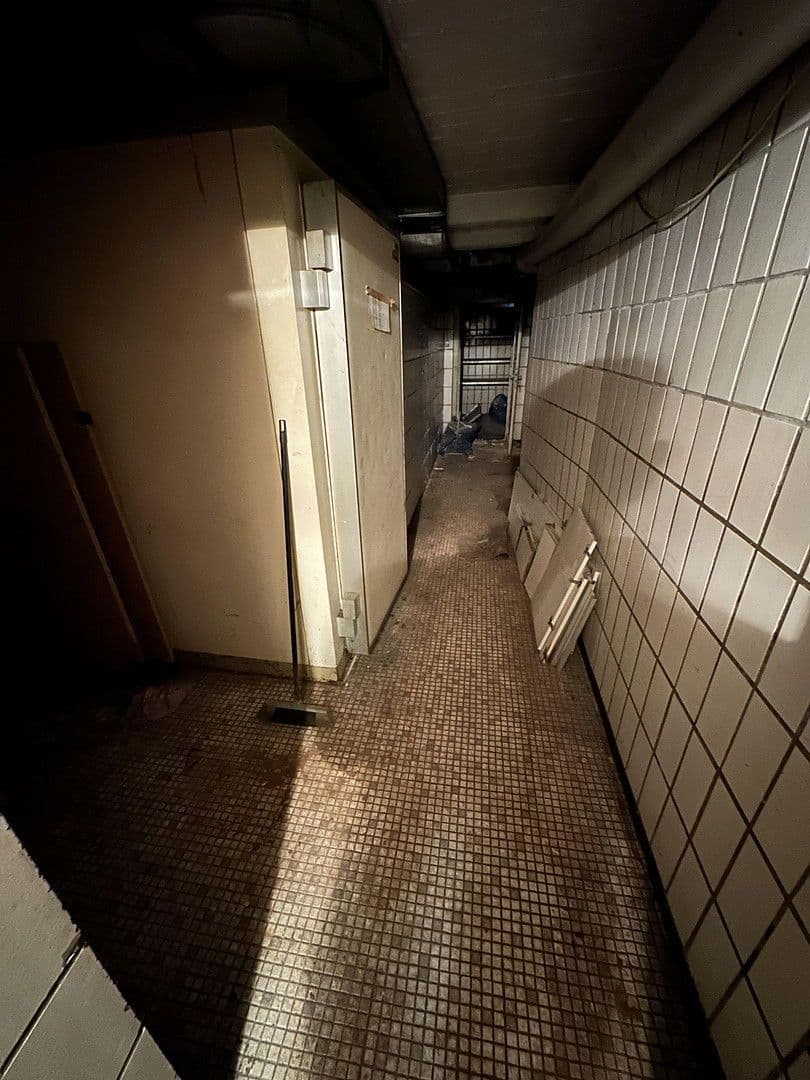 non-residential property to rent, 164 m², Untere Königsstrasse, Kassel, Hesse non-residential property to rent, 164 m², Untere Königsstrasse, Kassel, Hesse