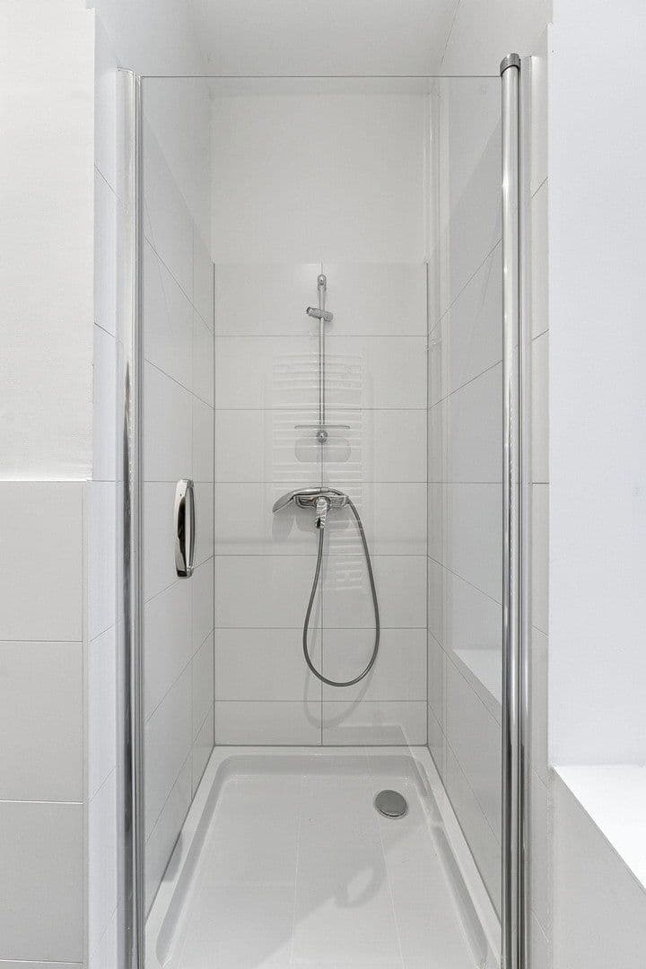 flat to rent, 107 m², Simon-Dach-Straße 13, Berlin, Berlin flat to rent, 107 m², Simon-Dach-Straße 13, Berlin, Berlin