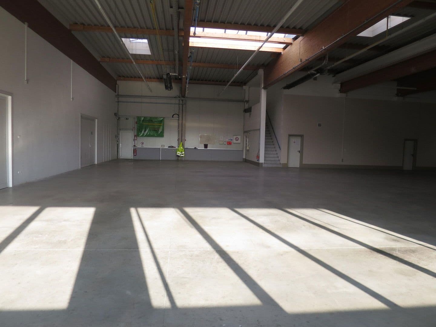 non-residential property to rent, 1,700 m², Windmüllerstr. 50, Lippstadt, North Rhine-Westphalia non-residential property to rent, 1,700 m², Windmüllerstr. 50, Lippstadt, North Rhine-Westphalia