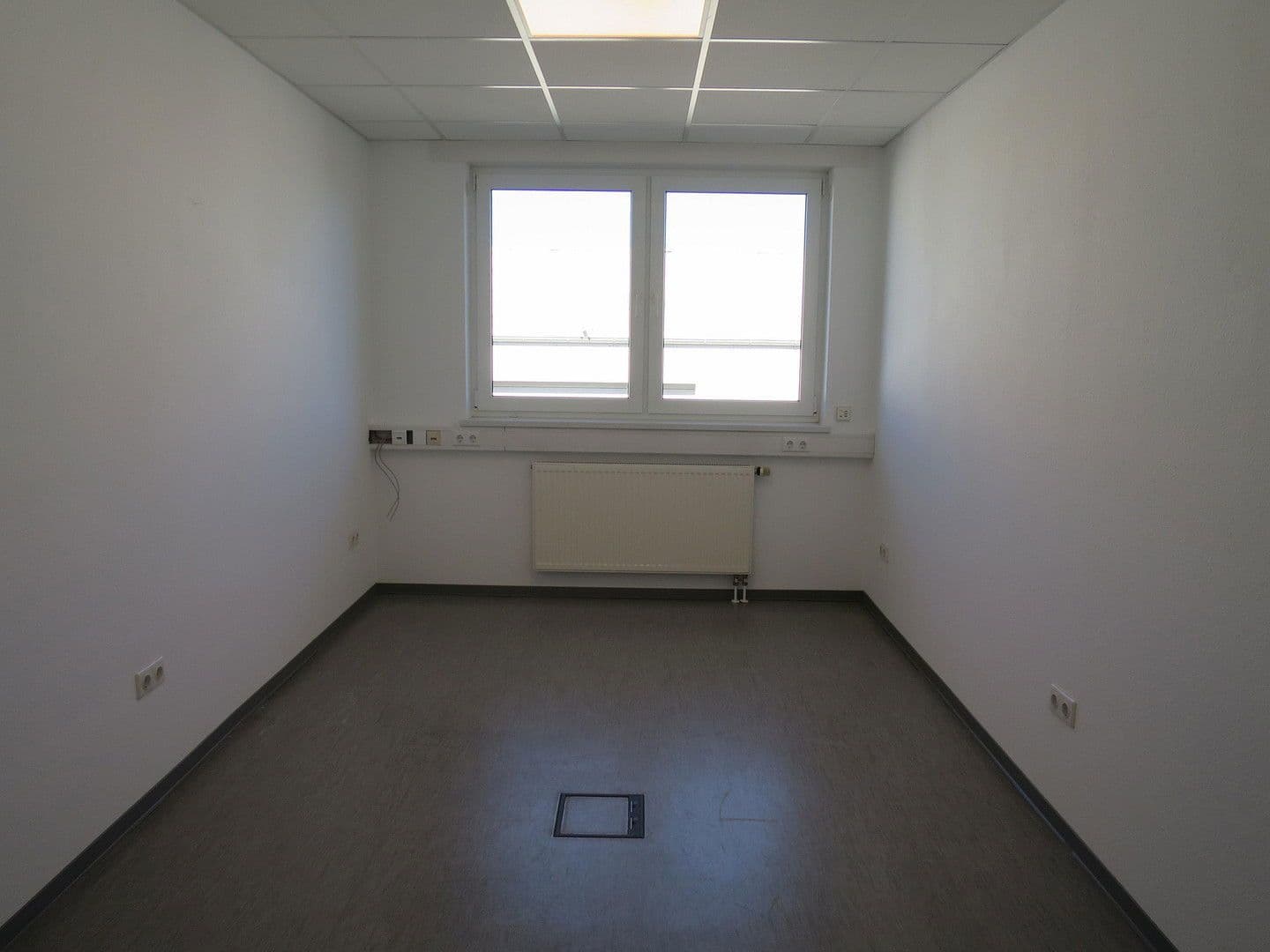 non-residential property to rent, 1,700 m², Windmüllerstr. 50, Lippstadt, North Rhine-Westphalia non-residential property to rent, 1,700 m², Windmüllerstr. 50, Lippstadt, North Rhine-Westphalia