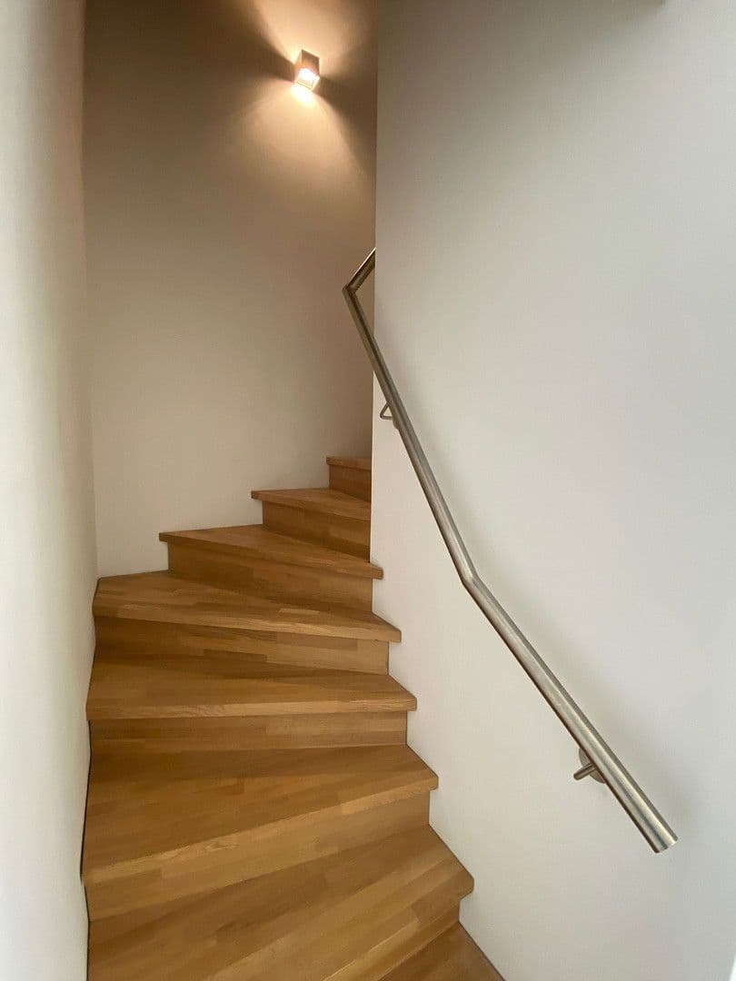 house for sale, 139 m², Rotkehlchenweg 134, Wiesbaden-Nordenstadt, Hesse house for sale, 139 m², Rotkehlchenweg 134, Wiesbaden-Nordenstadt, Hesse