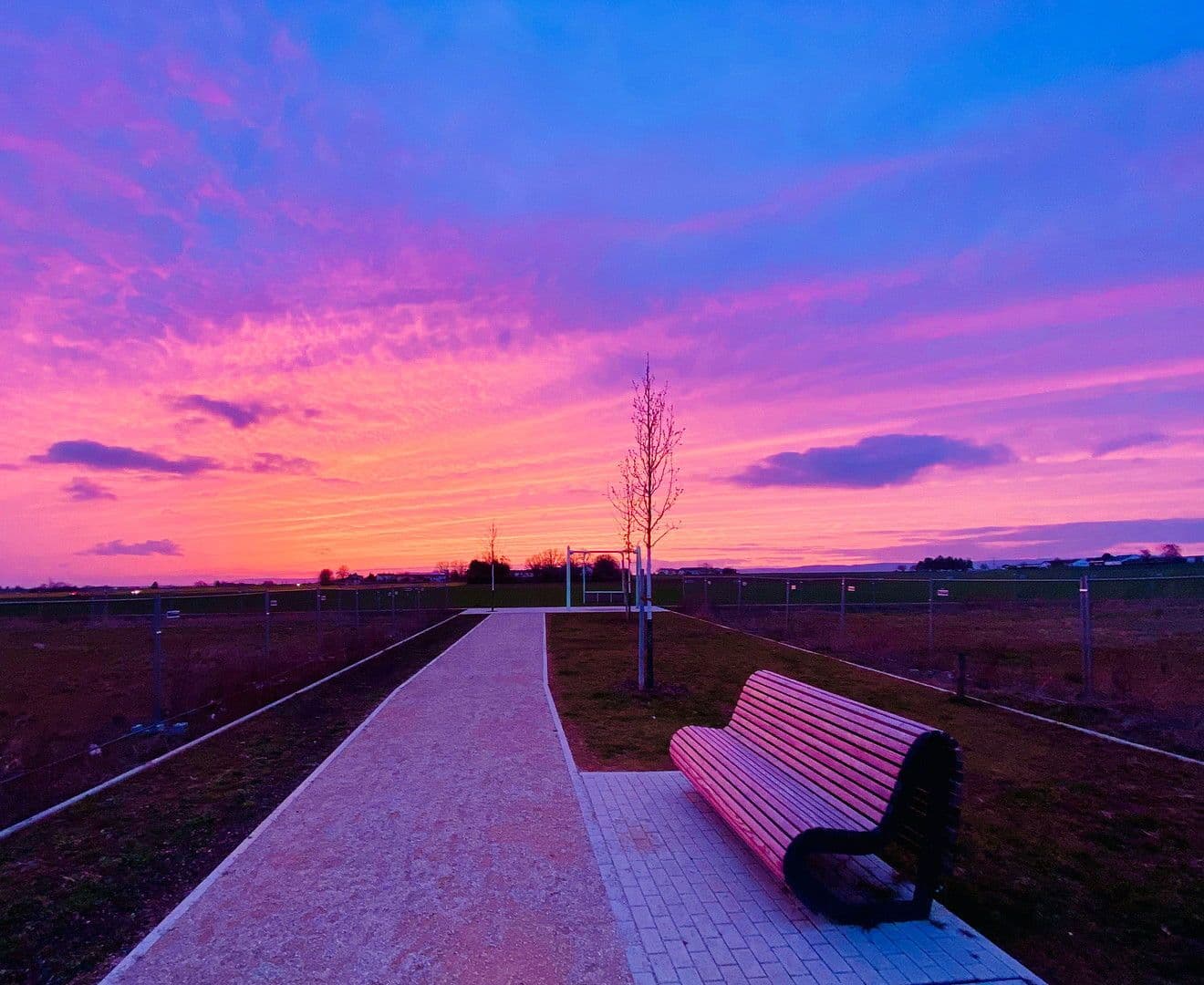 house for sale, 139 m², Rotkehlchenweg 134, Wiesbaden-Nordenstadt, Hesse house for sale, 139 m², Rotkehlchenweg 134, Wiesbaden-Nordenstadt, Hesse