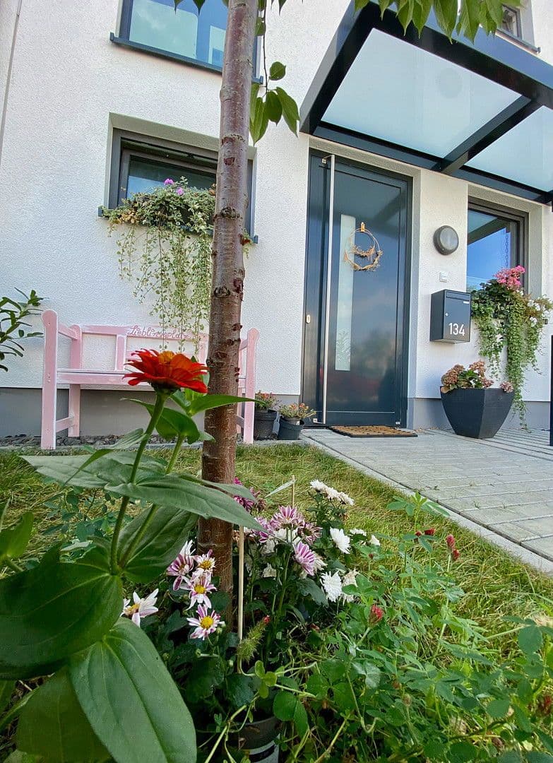 house for sale, 139 m², Rotkehlchenweg 134, Wiesbaden-Nordenstadt, Hesse house for sale, 139 m², Rotkehlchenweg 134, Wiesbaden-Nordenstadt, Hesse