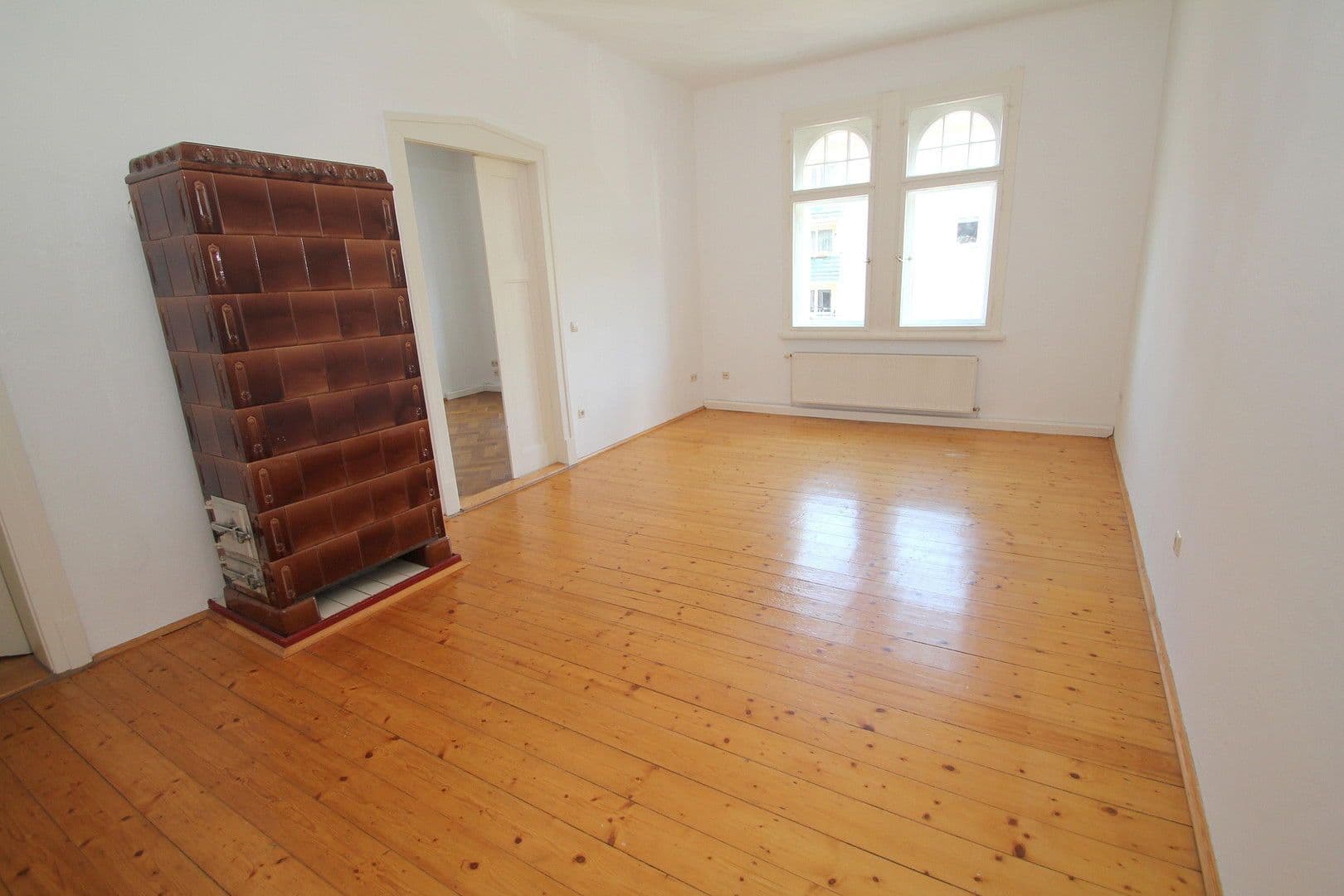 3 bedroom with open-plan kitchen flat to rent, 135 m², Arnoldstraße 31, Dresden, Saxony 3 bedroom with open-plan kitchen flat to rent, 135 m², Arnoldstraße 31, Dresden, Saxony