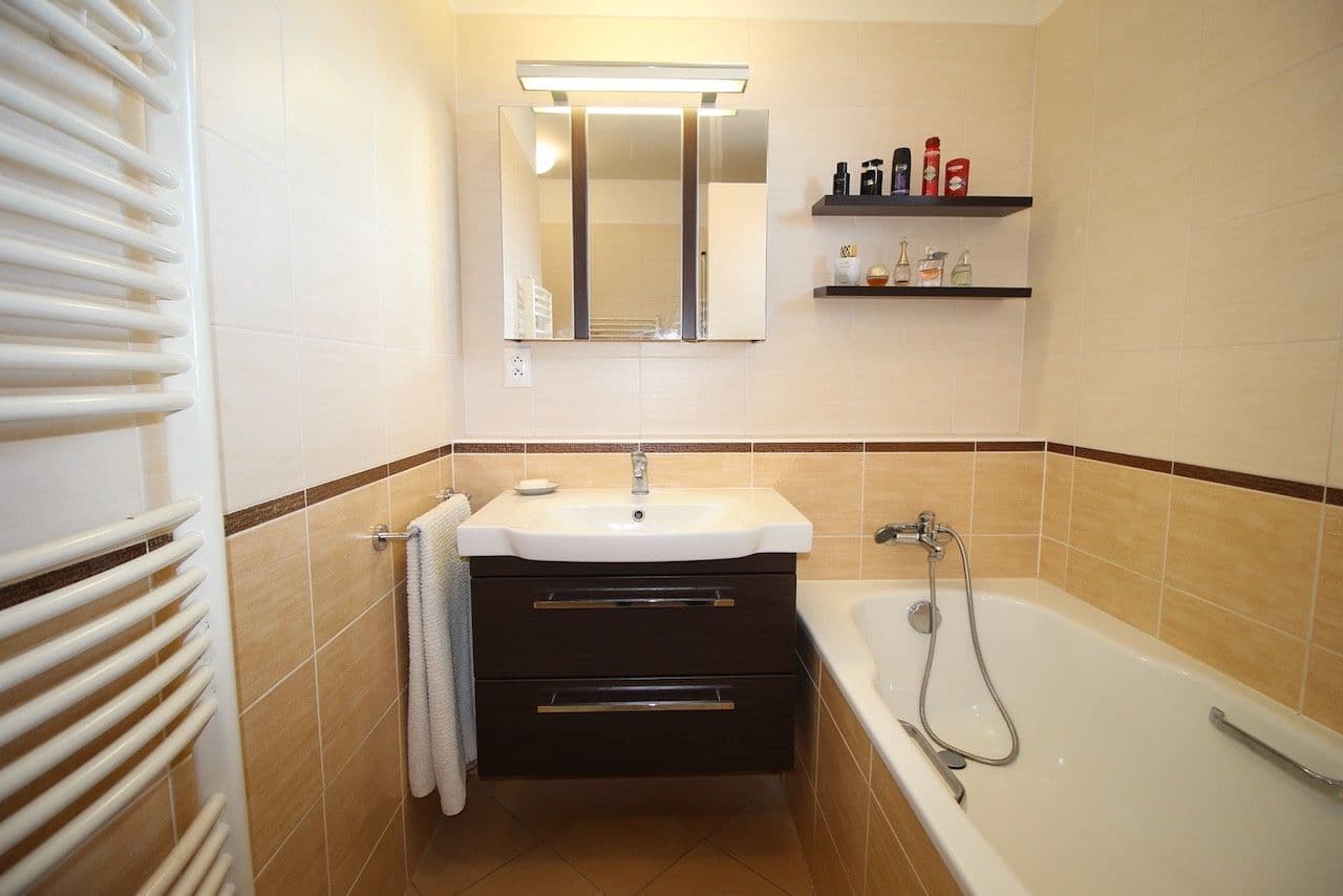 2 bedroom with open-plan kitchen flat to rent, 139 m², Laudonova, Prague, Prague 2 bedroom with open-plan kitchen flat to rent, 139 m², Laudonova, Prague, Prague