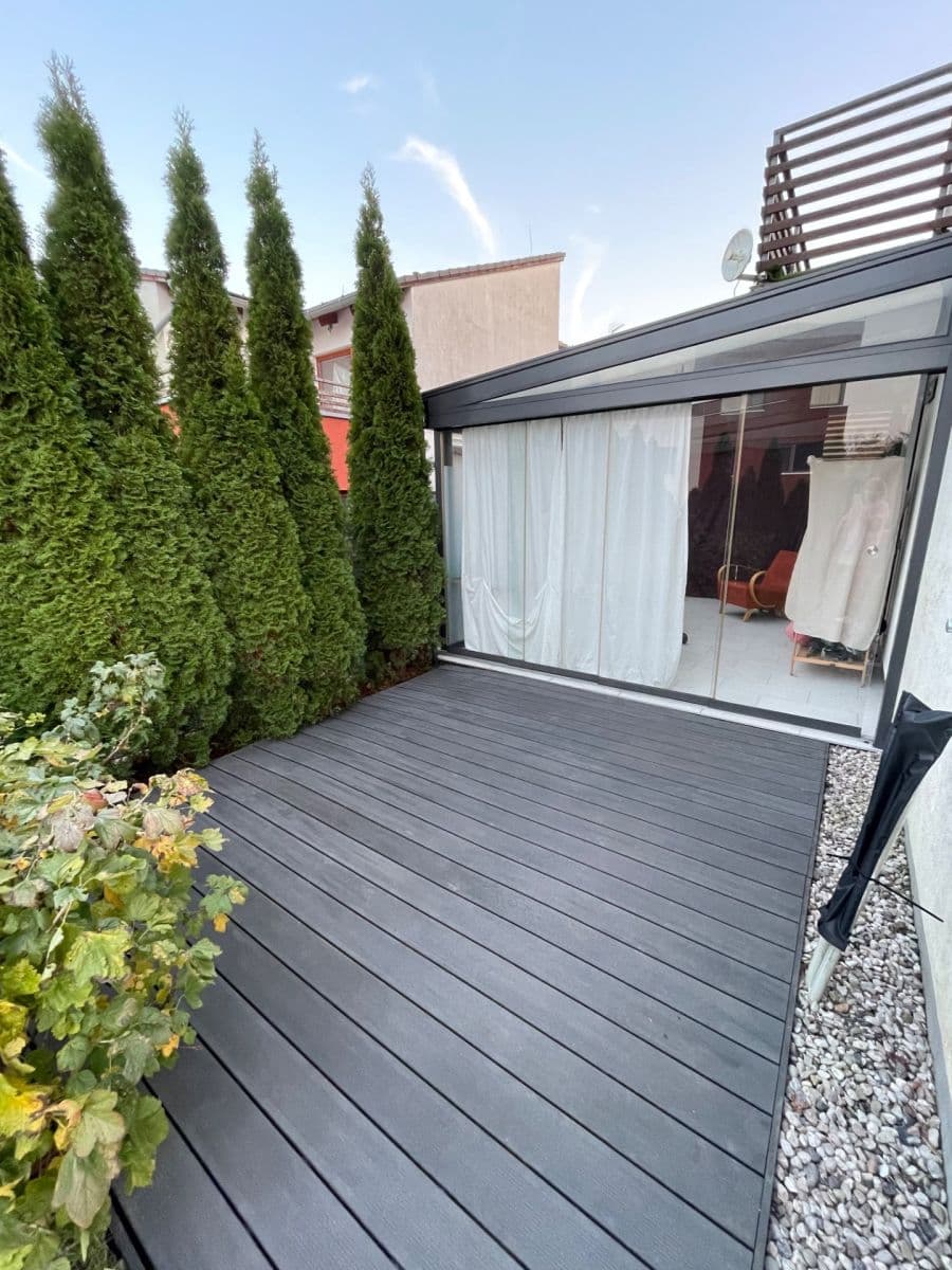 1 bedroom with open-plan kitchen flat to rent, 55 m², Leknínová, Říčany, Středočeský Region 1 bedroom with open-plan kitchen flat to rent, 55 m², Leknínová, Říčany, Středočeský Region