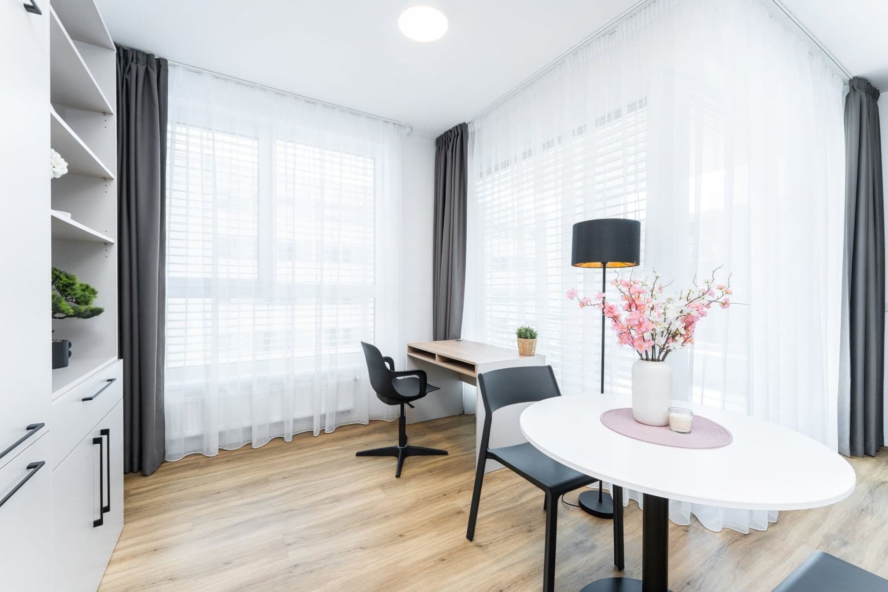 1 bedroom with open-plan kitchen flat to rent, 49 m², Odkolkova, Prague, Prague 1 bedroom with open-plan kitchen flat to rent, 49 m², Odkolkova, Prague, Prague