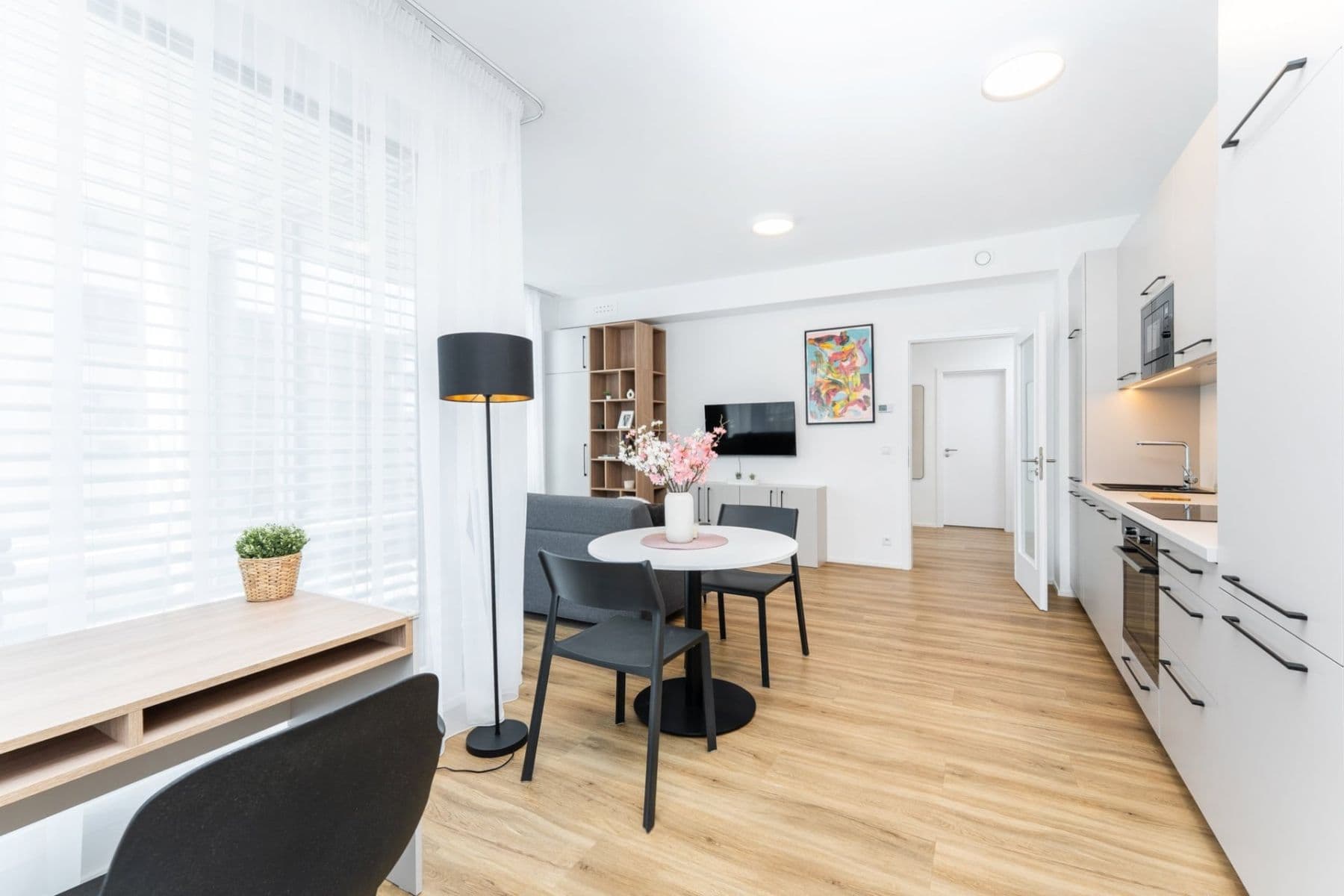1 bedroom with open-plan kitchen flat to rent, 49 m², Odkolkova, Prague, Prague 1 bedroom with open-plan kitchen flat to rent, 49 m², Odkolkova, Prague, Prague