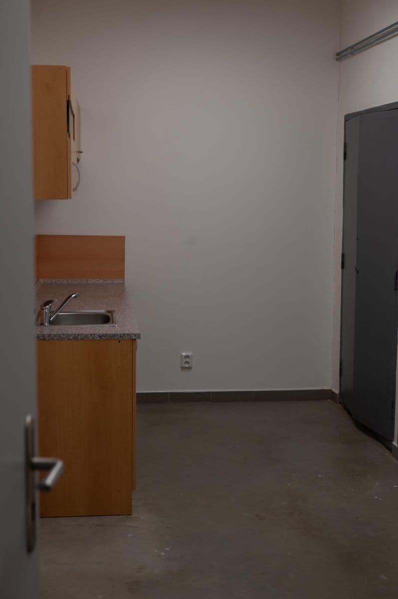 non-residential property to rent, 328 m², Albrechtice, Pardubický Region non-residential property to rent, 328 m², Albrechtice, Pardubický Region