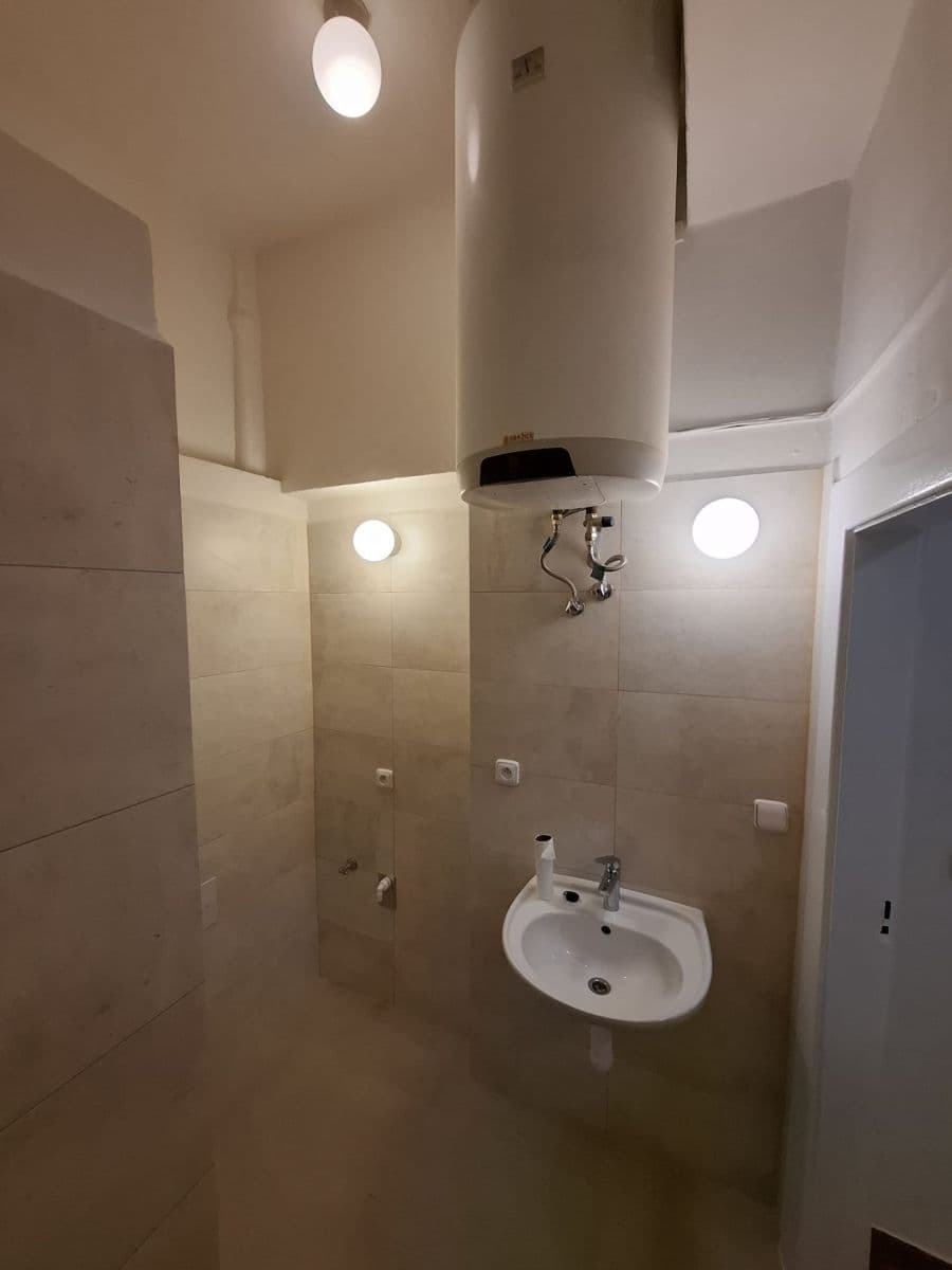 2 bedroom flat to rent, 72 m², Hartigova, Prague, Prague 2 bedroom flat to rent, 72 m², Hartigova, Prague, Prague