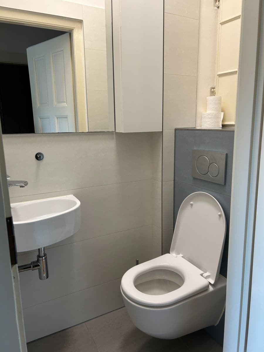 1 bedroom with open-plan kitchen flat to rent, 70 m², Úvoz, Brno, Jihomoravský Region 1 bedroom with open-plan kitchen flat to rent, 70 m², Úvoz, Brno, Jihomoravský Region