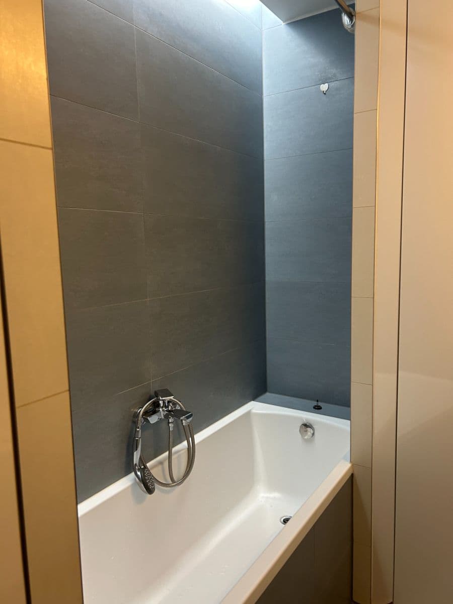 1 bedroom with open-plan kitchen flat to rent, 70 m², Úvoz, Brno, Jihomoravský Region 1 bedroom with open-plan kitchen flat to rent, 70 m², Úvoz, Brno, Jihomoravský Region