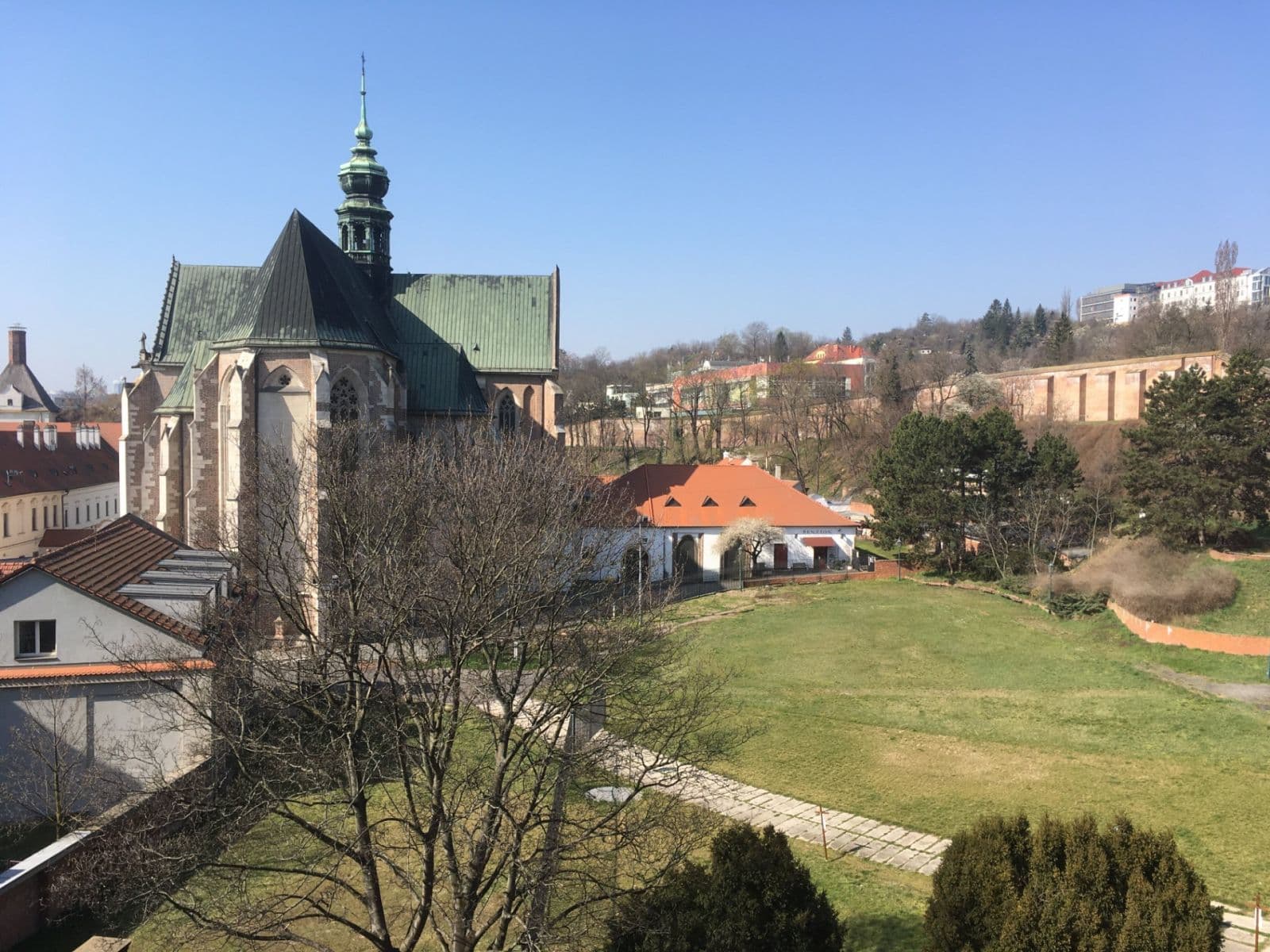 1 bedroom with open-plan kitchen flat to rent, 70 m², Úvoz, Brno, Jihomoravský Region 1 bedroom with open-plan kitchen flat to rent, 70 m², Úvoz, Brno, Jihomoravský Region