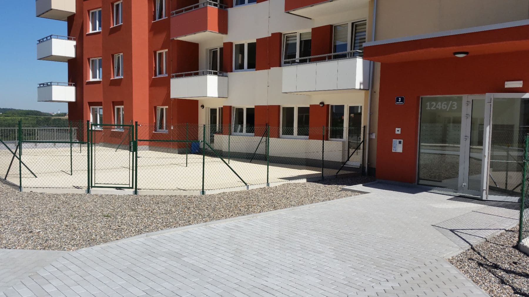 Studio flat to rent, 34 m², Miloše Havla, Prague, Prague Studio flat to rent, 34 m², Miloše Havla, Prague, Prague