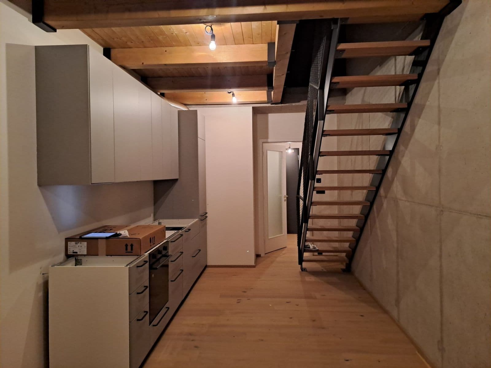 2 bedroom with open-plan kitchen flat to rent, 66 m², Kolbenova, Prague, Prague 2 bedroom with open-plan kitchen flat to rent, 66 m², Kolbenova, Prague, Prague