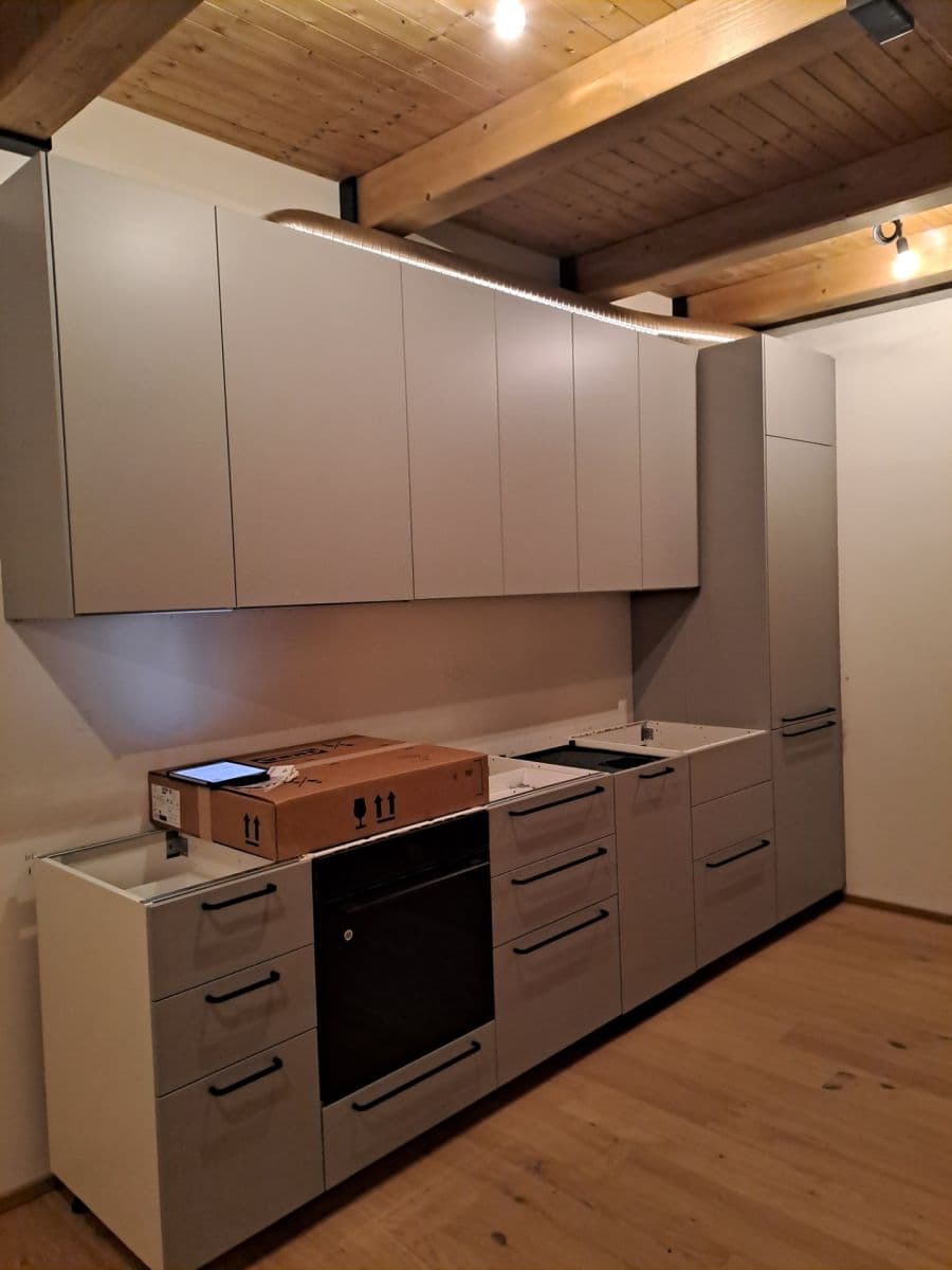 2 bedroom with open-plan kitchen flat to rent, 66 m², Kolbenova, Prague, Prague 2 bedroom with open-plan kitchen flat to rent, 66 m², Kolbenova, Prague, Prague