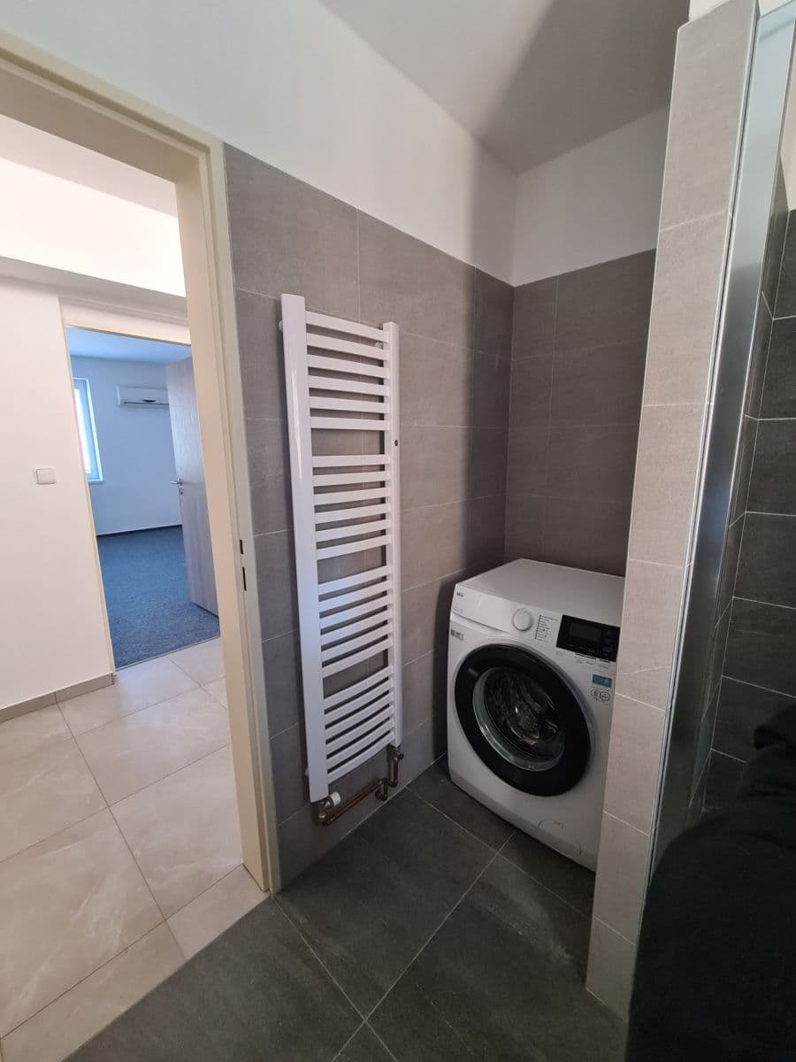 2 bedroom flat to rent, 68 m², Průhon, Brandýs nad Labem-Stará Boleslav, Středočeský Region 2 bedroom flat to rent, 68 m², Průhon, Brandýs nad Labem-Stará Boleslav, Středočeský Region