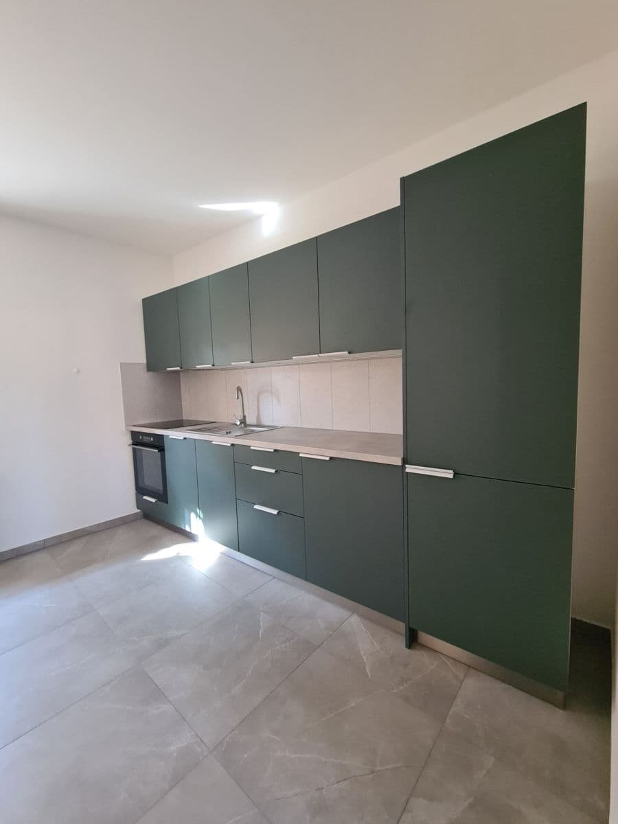 2 bedroom flat to rent, 68 m², Průhon, Brandýs nad Labem-Stará Boleslav, Středočeský Region 2 bedroom flat to rent, 68 m², Průhon, Brandýs nad Labem-Stará Boleslav, Středočeský Region