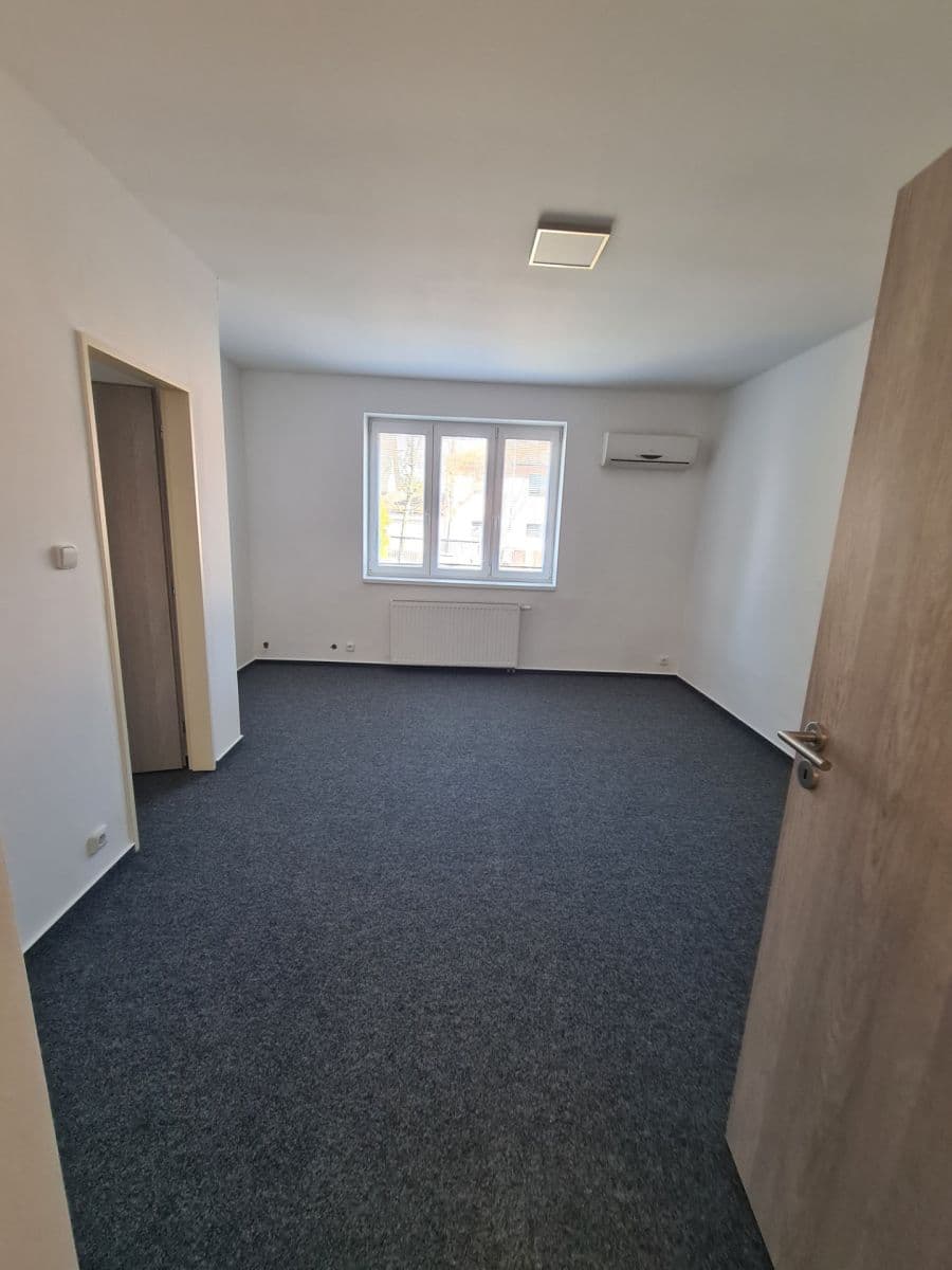 2 bedroom flat to rent, 68 m², Průhon, Brandýs nad Labem-Stará Boleslav, Středočeský Region 2 bedroom flat to rent, 68 m², Průhon, Brandýs nad Labem-Stará Boleslav, Středočeský Region