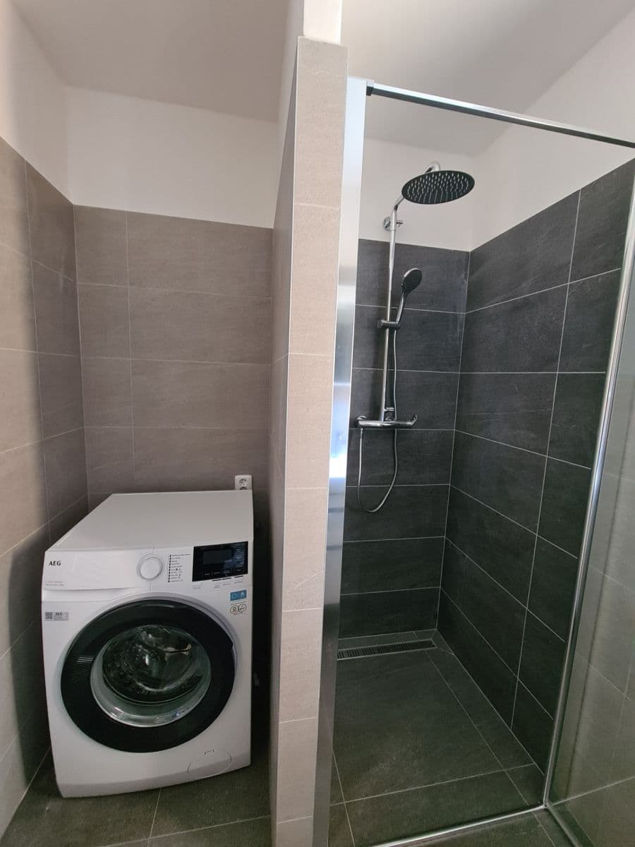 2 bedroom flat to rent, 68 m², Průhon, Brandýs nad Labem-Stará Boleslav, Středočeský Region 2 bedroom flat to rent, 68 m², Průhon, Brandýs nad Labem-Stará Boleslav, Středočeský Region