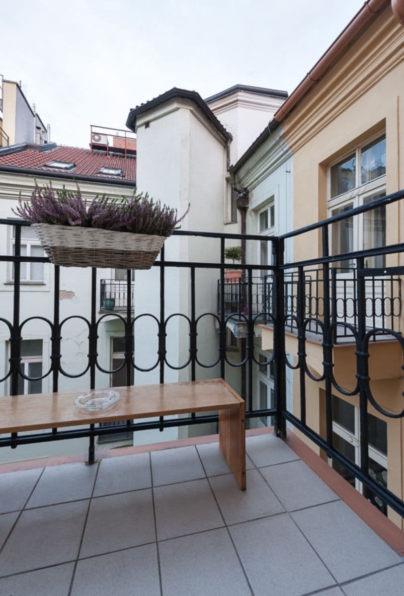 4 bedroom flat for sale, 132 m², Masarykovo nábřeží, Prague, Prague 4 bedroom flat for sale, 132 m², Masarykovo nábřeží, Prague, Prague