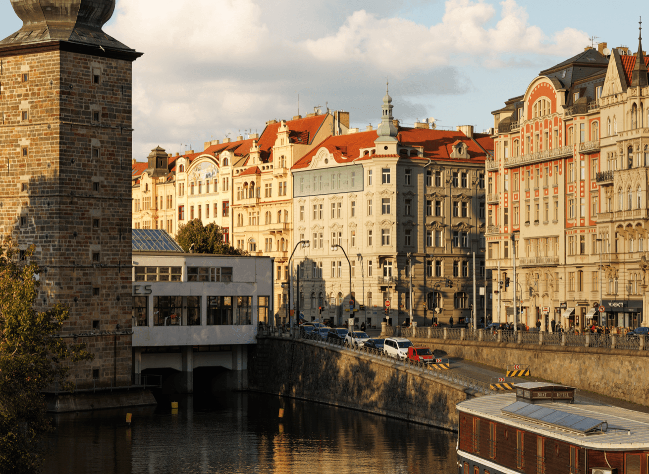 4 bedroom flat for sale, 132 m², Masarykovo nábřeží, Prague, Prague 4 bedroom flat for sale, 132 m², Masarykovo nábřeží, Prague, Prague