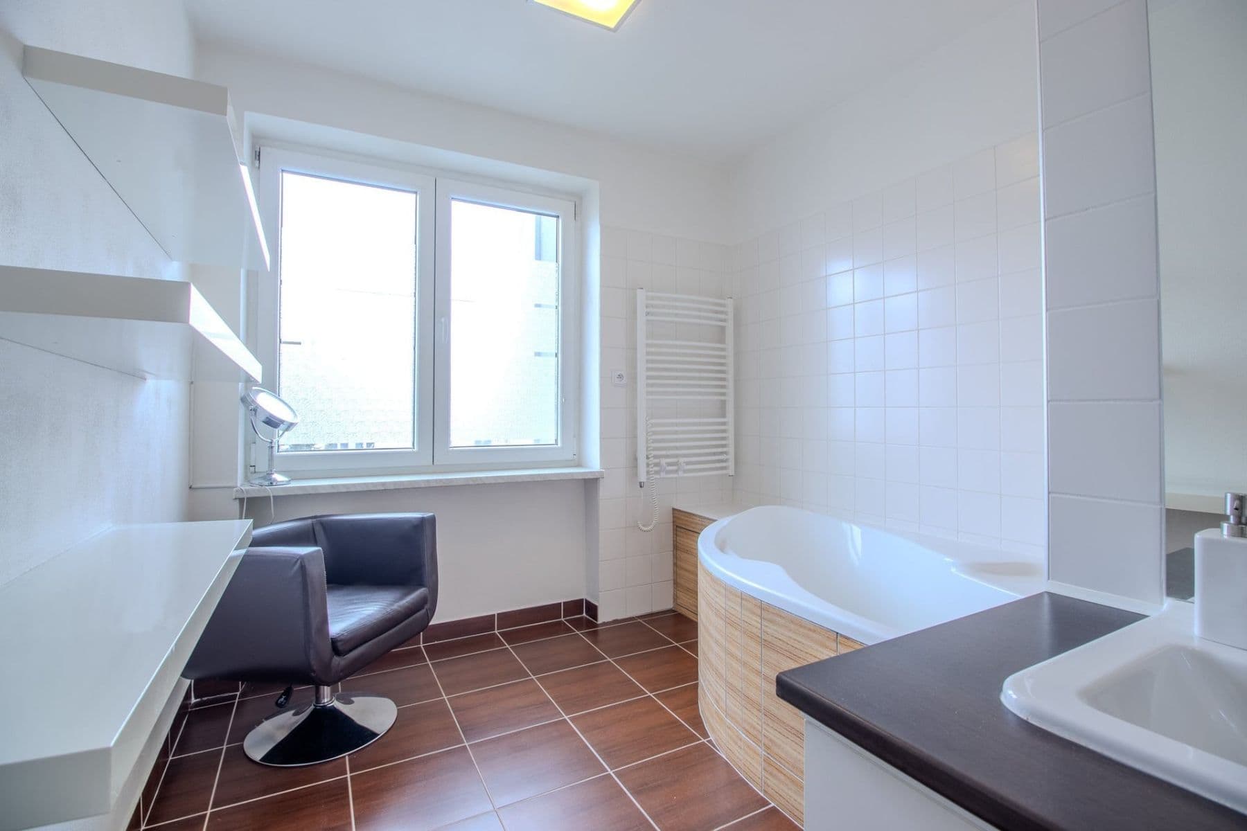 2 bedroom with open-plan kitchen flat to rent, 73 m², Měchenická, Prague, Prague 2 bedroom with open-plan kitchen flat to rent, 73 m², Měchenická, Prague, Prague