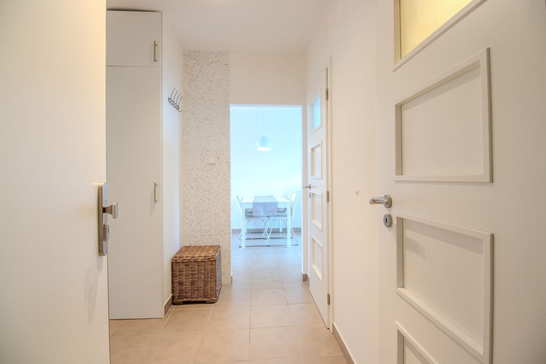 2 bedroom with open-plan kitchen flat to rent, 73 m², Měchenická, Prague, Prague 2 bedroom with open-plan kitchen flat to rent, 73 m², Měchenická, Prague, Prague