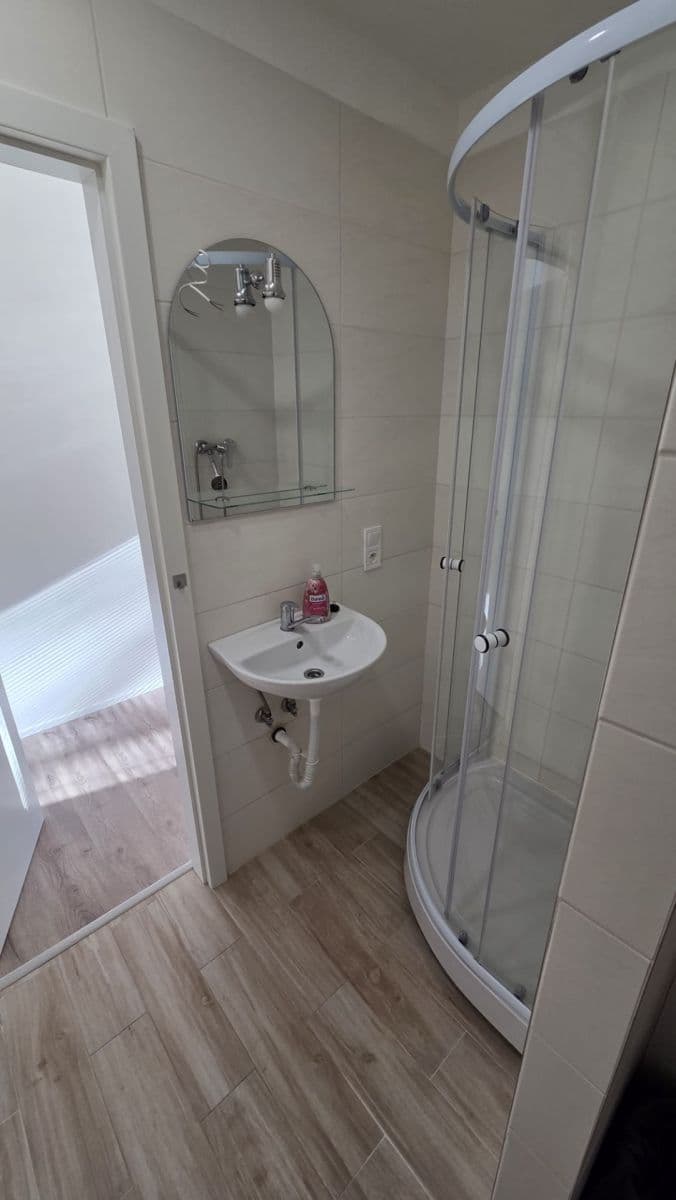 1 bedroom flat to rent, 38 m², Vondrákova, Brno, Jihomoravský Region 1 bedroom flat to rent, 38 m², Vondrákova, Brno, Jihomoravský Region