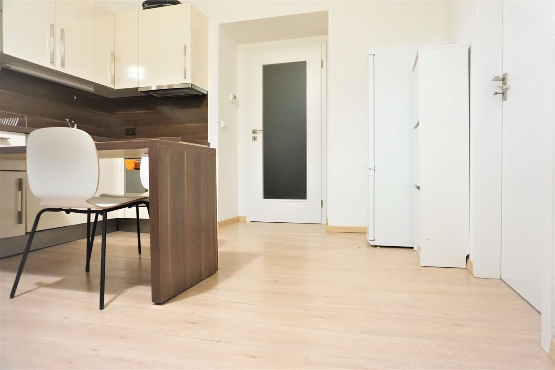 2 bedroom with open-plan kitchen flat to rent, 55 m², náměstí Hrdinů, Prague, Prague 2 bedroom with open-plan kitchen flat to rent, 55 m², náměstí Hrdinů, Prague, Prague