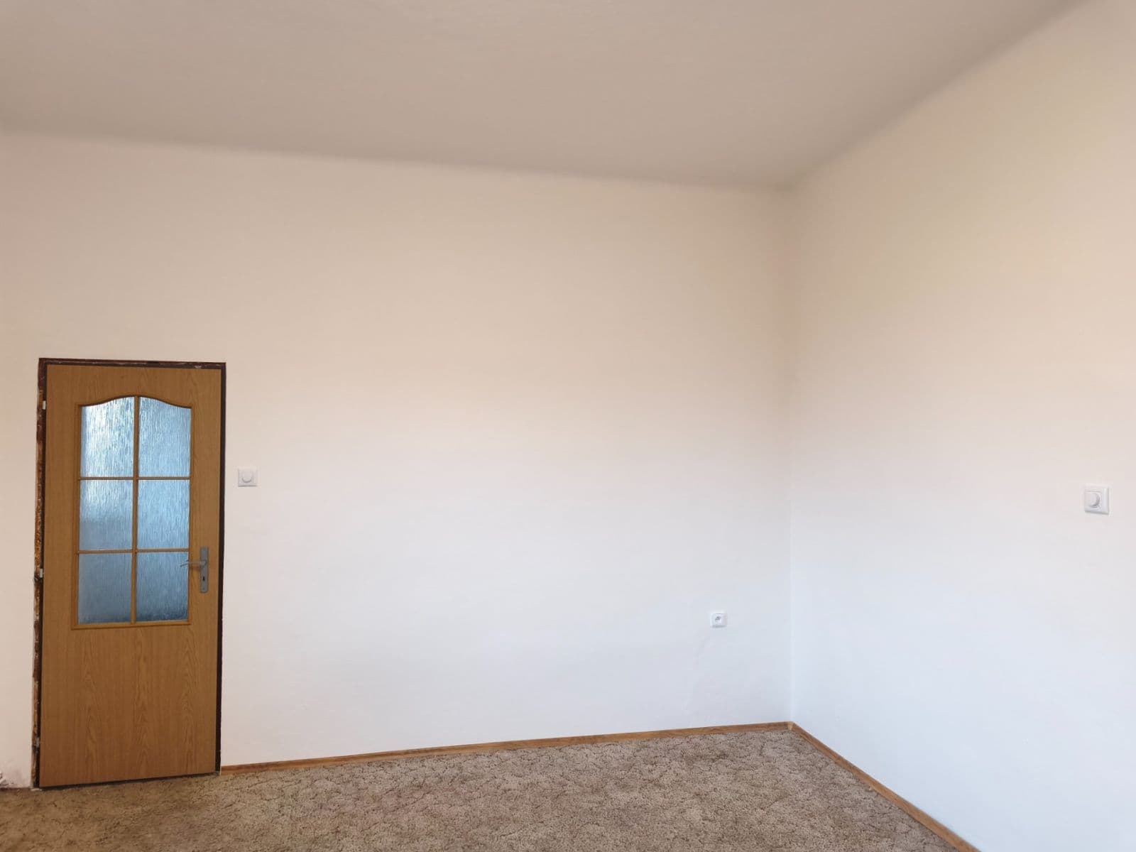 3 bedroom flat to rent, 120 m², Vraňany, Středočeský Region 3 bedroom flat to rent, 120 m², Vraňany, Středočeský Region