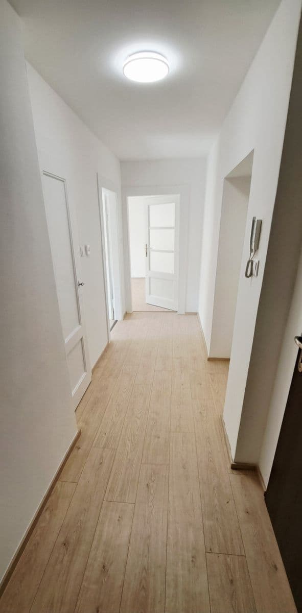 1 bedroom flat to rent, 50 m², Na Jíkalce, Plzeň, Plzeňský Region 1 bedroom flat to rent, 50 m², Na Jíkalce, Plzeň, Plzeňský Region