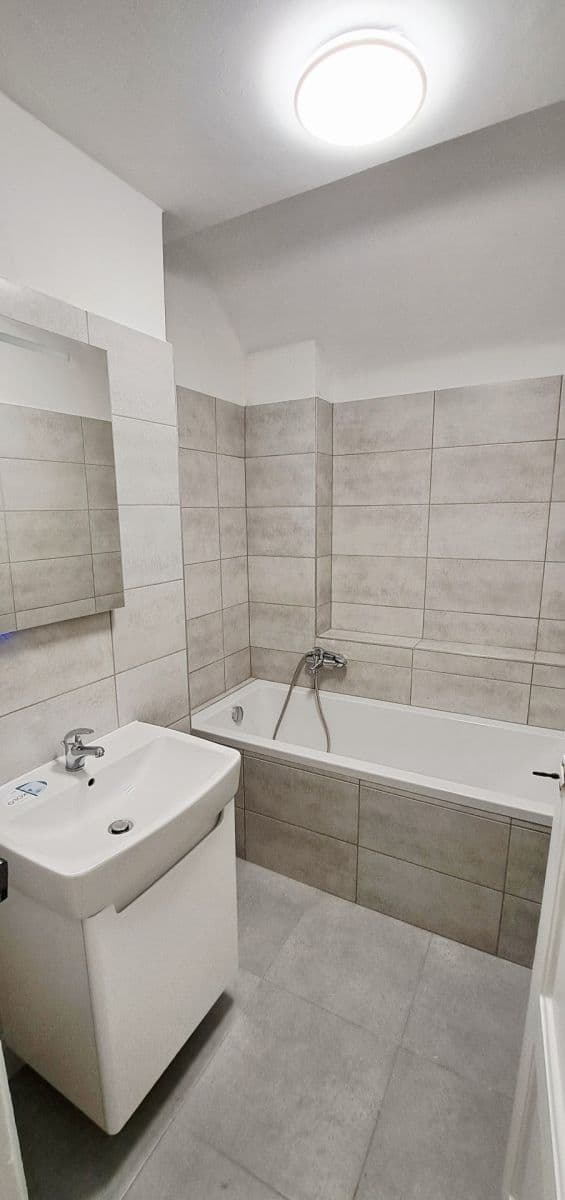 1 bedroom flat to rent, 50 m², Na Jíkalce, Plzeň, Plzeňský Region 1 bedroom flat to rent, 50 m², Na Jíkalce, Plzeň, Plzeňský Region