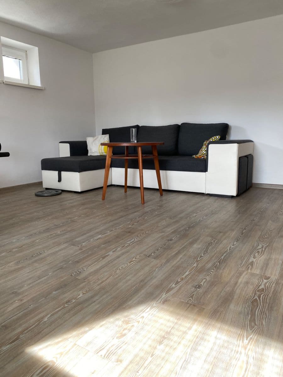 2 bedroom flat to rent, 56 m², H. Malířové, České Budějovice, Jihočeský Region 2 bedroom flat to rent, 56 m², H. Malířové, České Budějovice, Jihočeský Region