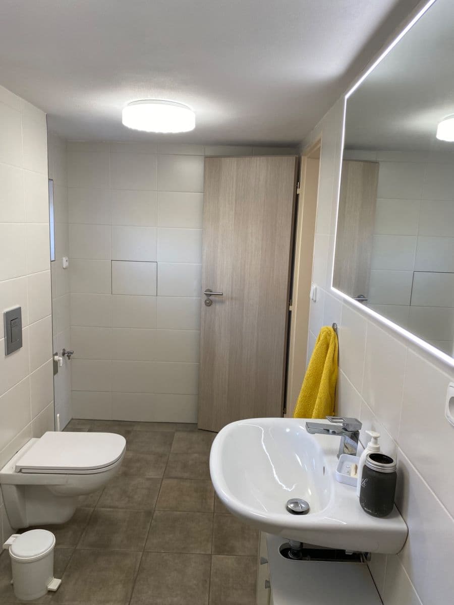 2 bedroom flat to rent, 56 m², H. Malířové, České Budějovice, Jihočeský Region 2 bedroom flat to rent, 56 m², H. Malířové, České Budějovice, Jihočeský Region